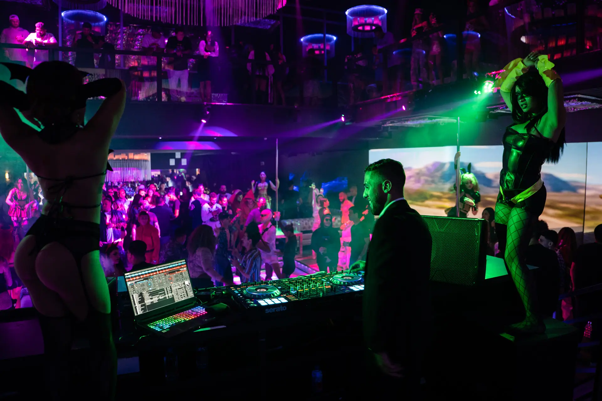 DJ and dance floor at 7eight7 nightclub in San Juan